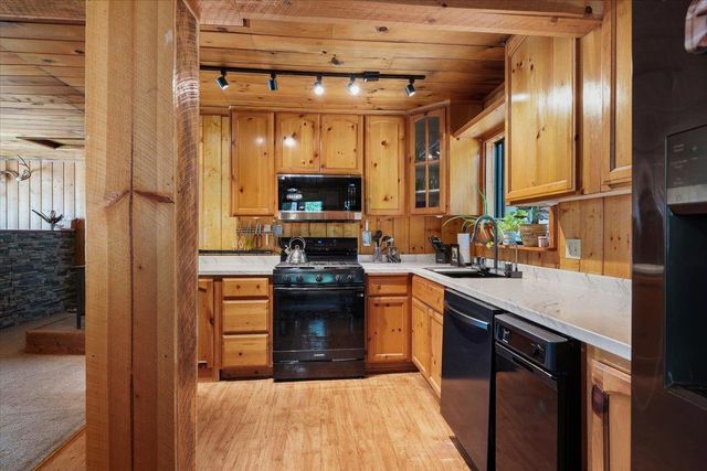 1340 Paymaster Mine Rd, Georgetown, CA 95634