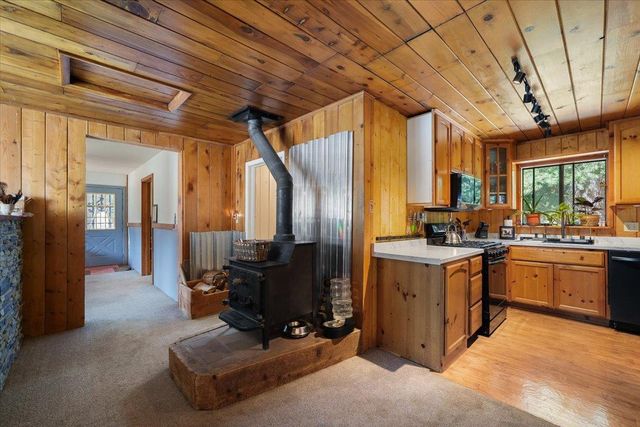 1340 Paymaster Mine Rd, Georgetown, CA 95634