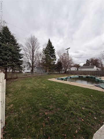 22258 Francis Street, Dearborn, MI 48124