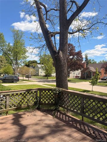22258 Francis Street, Dearborn, MI 48124