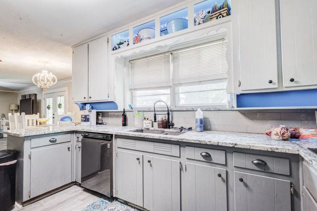 5421 Bonnie Wayne Street, Haltom City, TX 76117