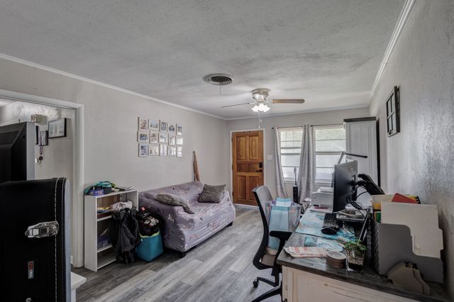 5421 Bonnie Wayne Street, Haltom City, TX 76117