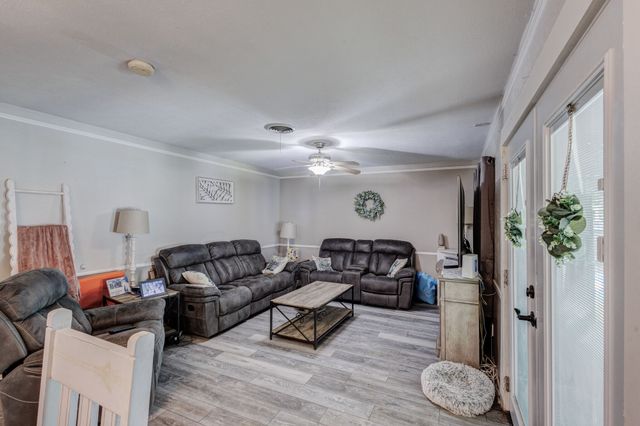 5421 Bonnie Wayne Street, Haltom City, TX 76117