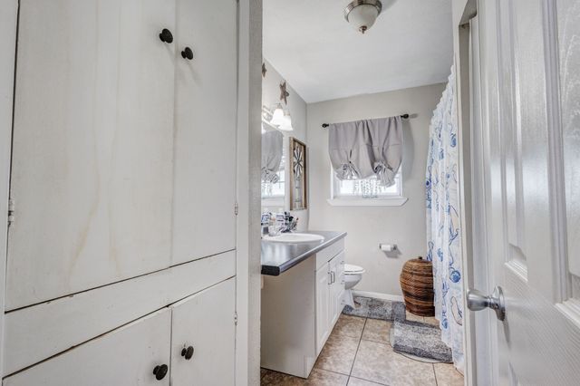 5421 Bonnie Wayne Street, Haltom City, TX 76117