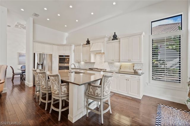 28860 Blaisdell DR, Naples, FL 34119