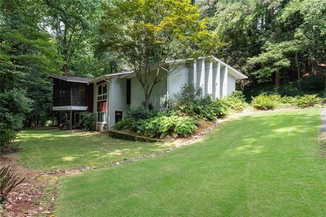 3700 Cloudland Drive NW, Atlanta, GA 30327