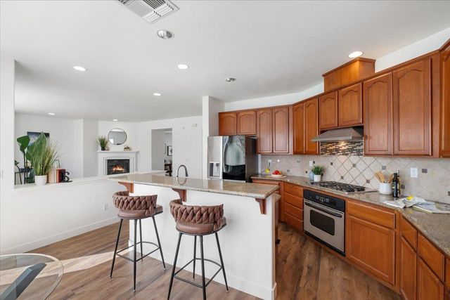 840 Saffron Dr, Tracy, CA 95377