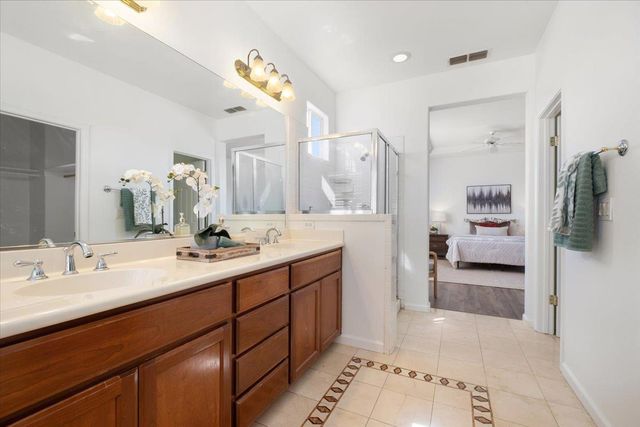 840 Saffron Dr, Tracy, CA 95377