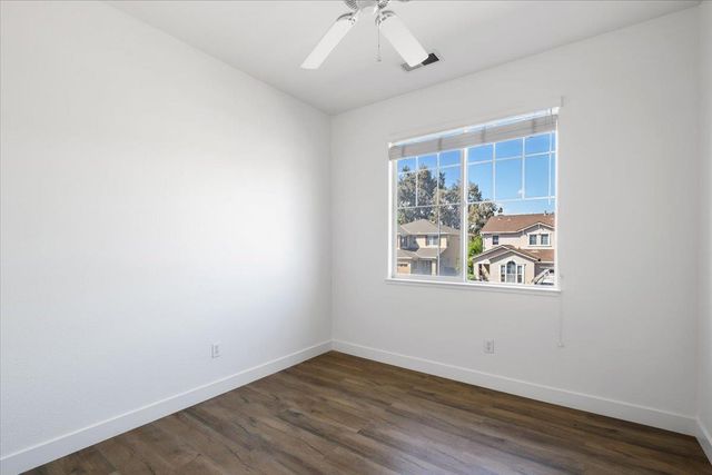 840 Saffron Dr, Tracy, CA 95377