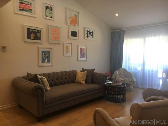 1855 Diamond 311, San Diego, CA 92109