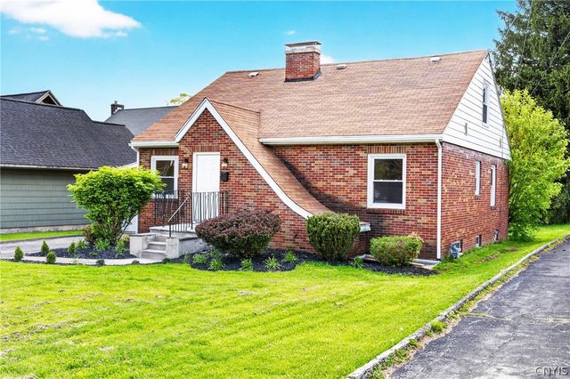 716 Scarboro Drive, Geddes, NY 13209