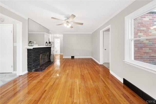 716 Scarboro Drive, Geddes, NY 13209