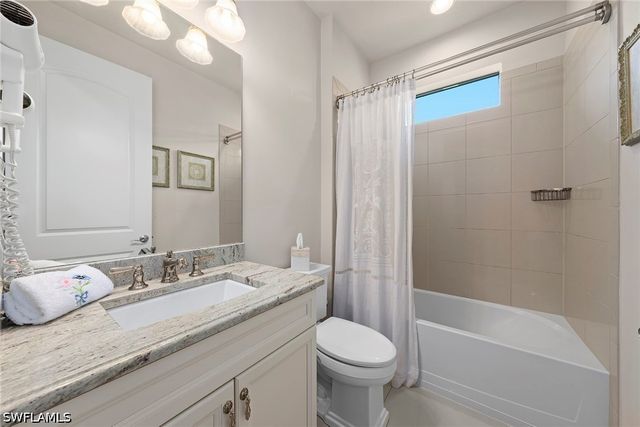 9917 Alhambra LN, Bonita Springs, FL 34135