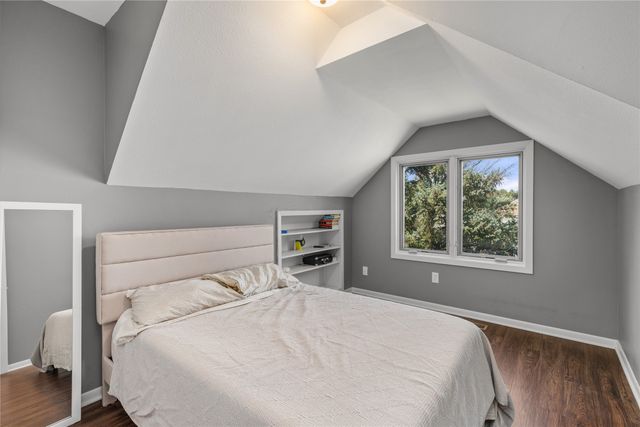 4811 Lockner Drive, Urbandale, IA 50322