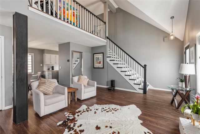 4811 Lockner Drive, Urbandale, IA 50322