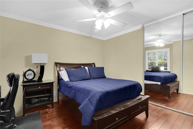 10481 NW 17th Street, Plantation, FL 33322