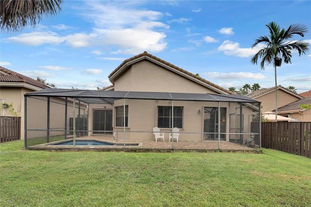 10481 NW 17th Street, Plantation, FL 33322