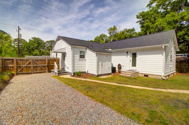 5086 Chateau Avenue, North Charleston, SC 29405