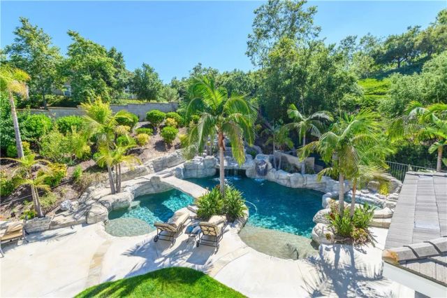 21 Bent Oak, Coto De Caza, CA 92679