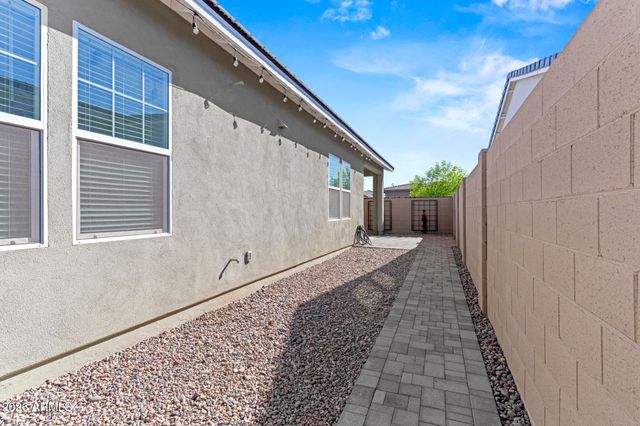 17221 W DARTMOUTH Street, Surprise, AZ 85388