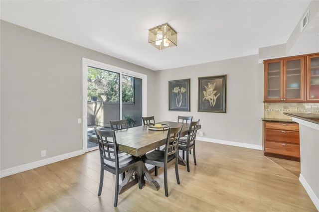 271 Litchfield Lane, Houston, TX 77024