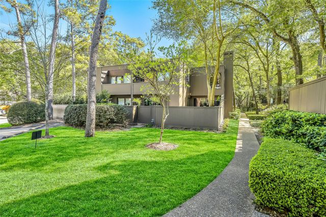 271 Litchfield Lane, Houston, TX 77024