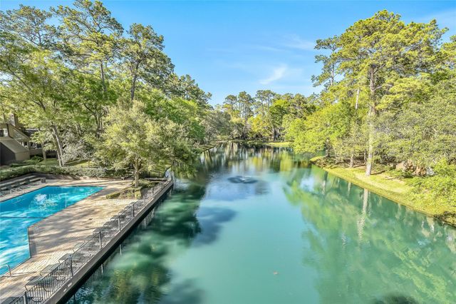 271 Litchfield Lane, Houston, TX 77024