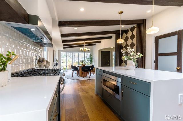 11814 Claychester Drive, Des Peres, MO 63131