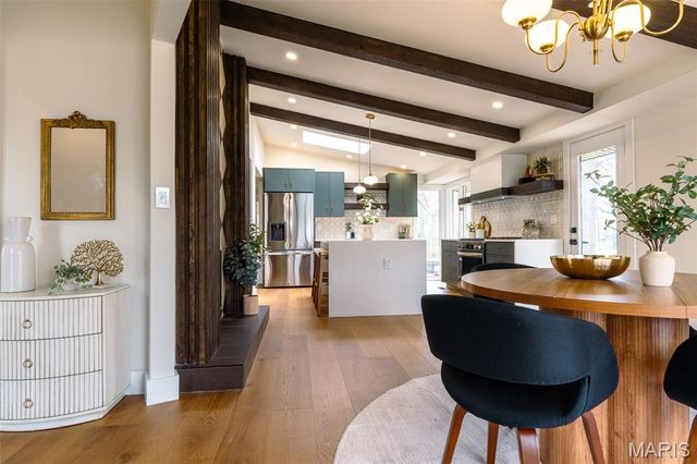 11814 Claychester Drive, Des Peres, MO 63131