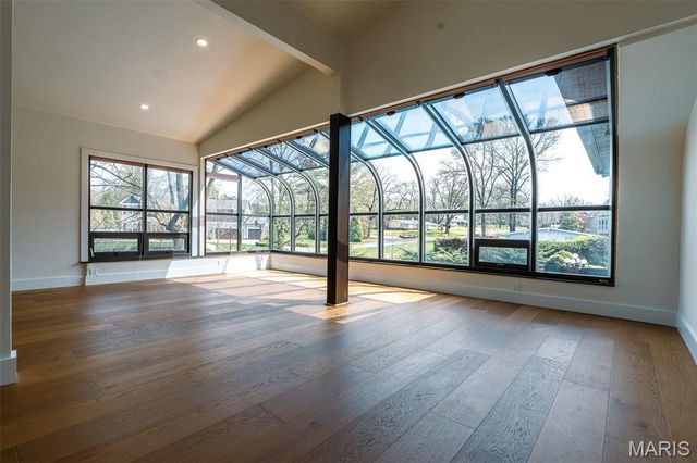 11814 Claychester Drive, Des Peres, MO 63131