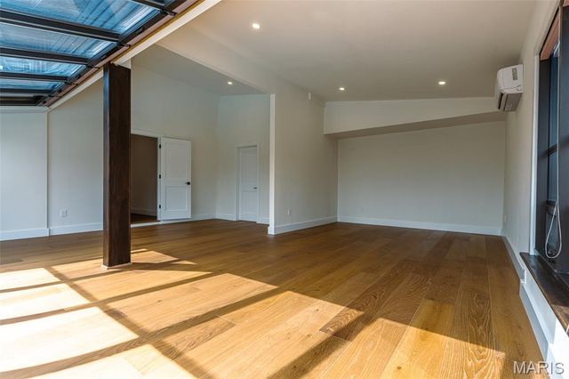 11814 Claychester Drive, Des Peres, MO 63131