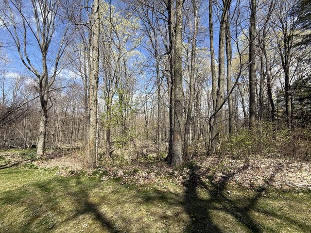 7308 County Highway R, Two Rivers, WI 54241