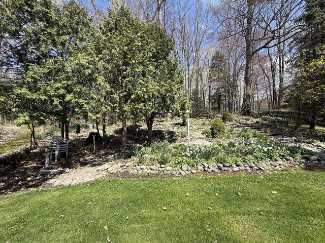 7308 County Highway R, Two Rivers, WI 54241