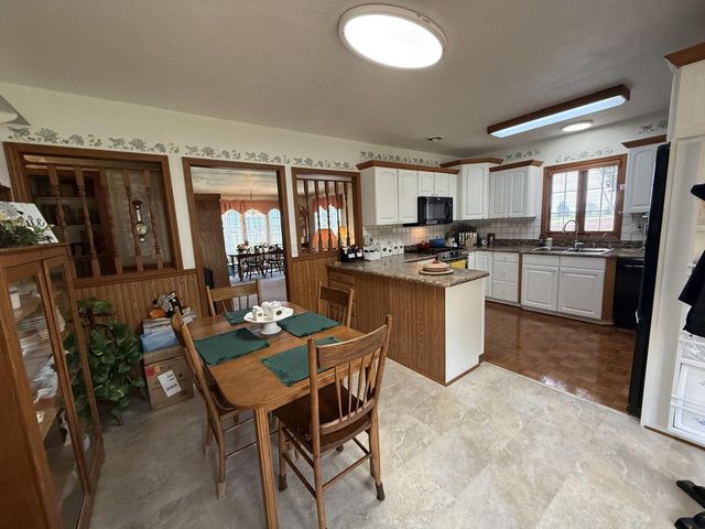 7308 County Highway R, Two Rivers, WI 54241