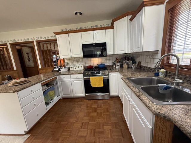7308 County Highway R, Two Rivers, WI 54241