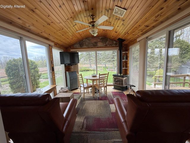 7308 County Highway R, Two Rivers, WI 54241
