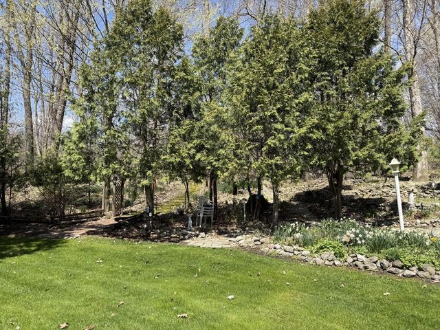 7308 County Highway R, Two Rivers, WI 54241
