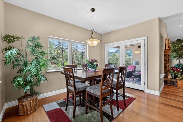 4554 Cross Creek Rd, Cool, CA 95614