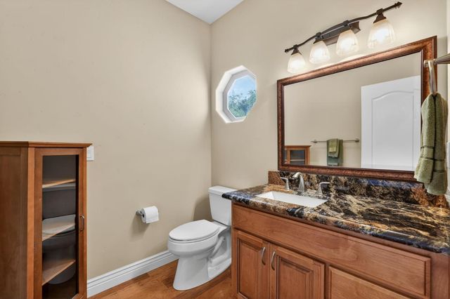 4554 Cross Creek Rd, Cool, CA 95614