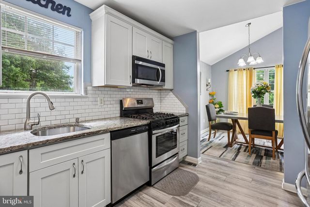 1120 LAMBERT DR, Westampton, NJ 08060