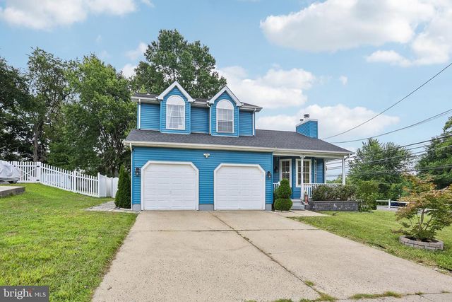 1120 LAMBERT DR, Westampton, NJ 08060