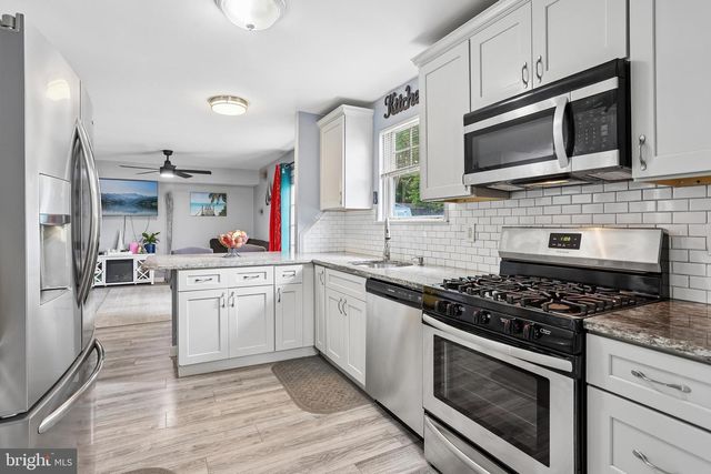 1120 LAMBERT DR, Westampton, NJ 08060