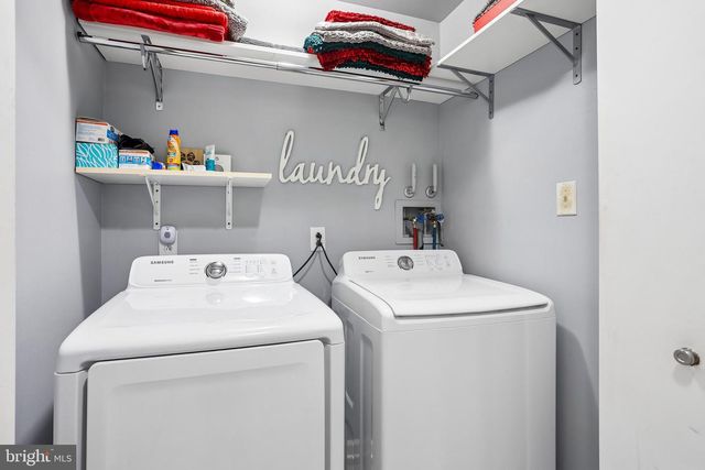 1120 LAMBERT DR, Westampton, NJ 08060
