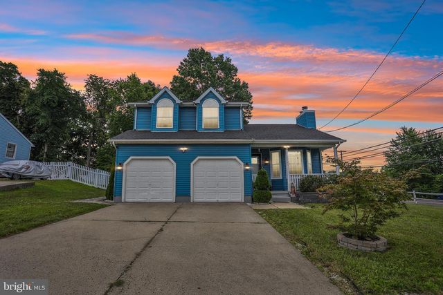 1120 LAMBERT DR, Westampton, NJ 08060