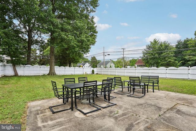 1120 LAMBERT DR, Westampton, NJ 08060