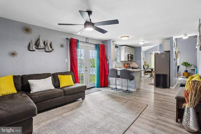 1120 LAMBERT DR, Westampton, NJ 08060