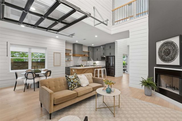 3821 Oaklawn Drive, Fort Worth, TX 76107