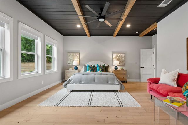 3821 Oaklawn Drive, Fort Worth, TX 76107