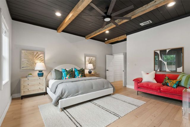 3821 Oaklawn Drive, Fort Worth, TX 76107