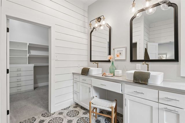 3821 Oaklawn Drive, Fort Worth, TX 76107